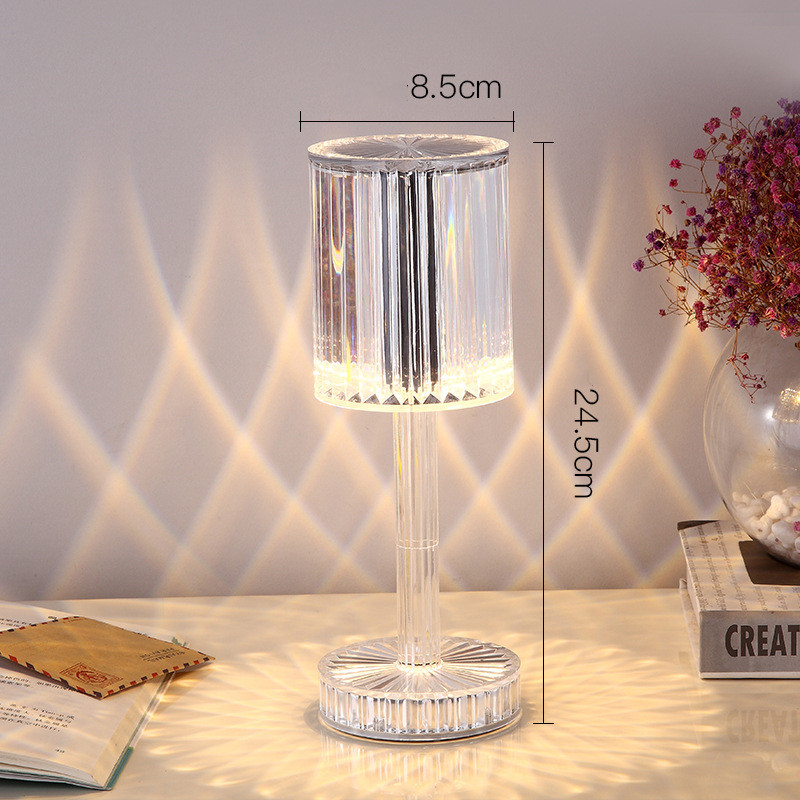 Kristall Lampe in Weinglasform